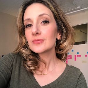 Meet your Posher, Danielle